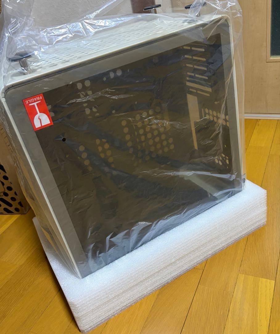 Cooler Master Qube 540 ムーンストーン