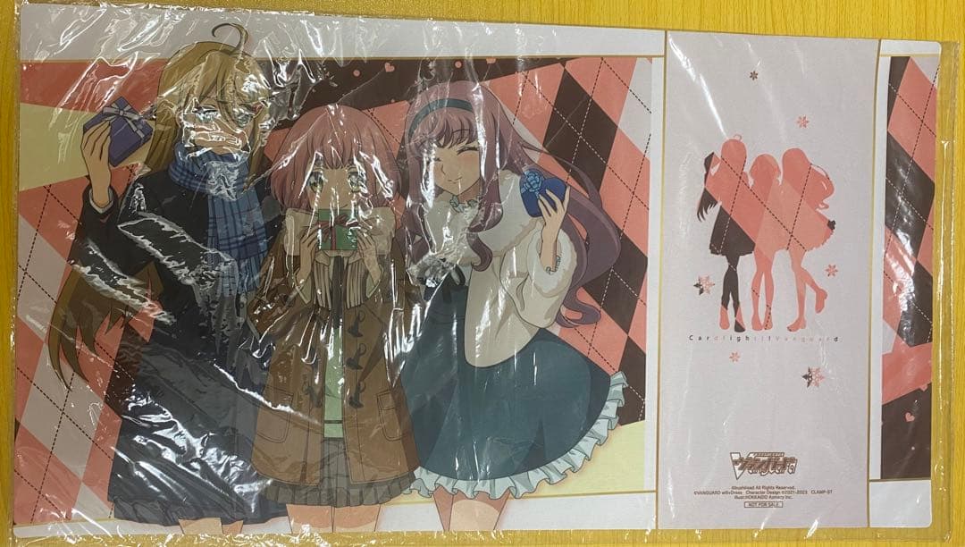 ヴァンガード　ブースタートライアル　バレンタイン プレイマット