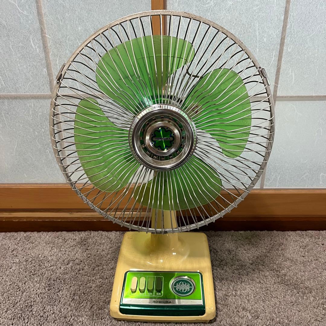 レトロポップ　スペースエイジ　グリーン４枚ファン　Toshiba