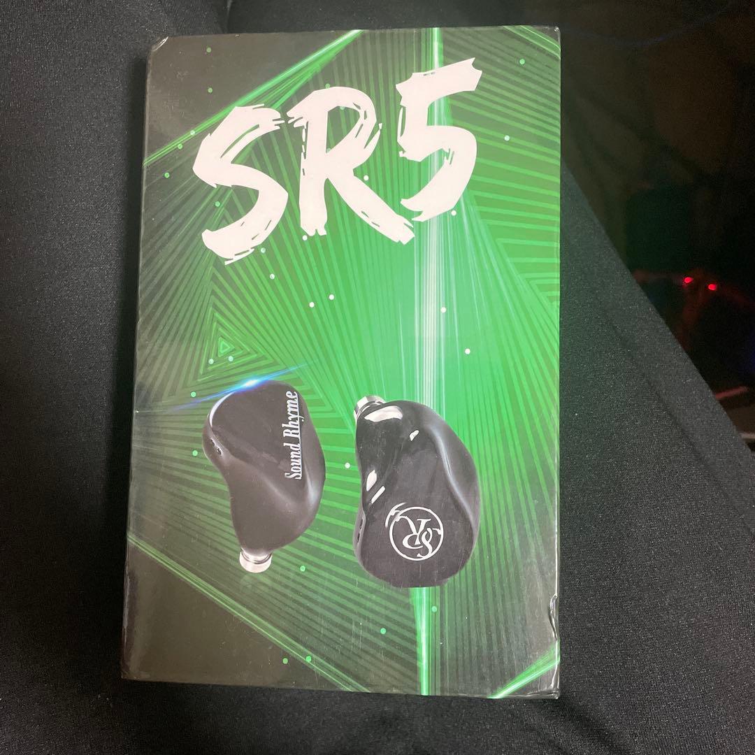 SR5 有線イヤホン sound rhyme