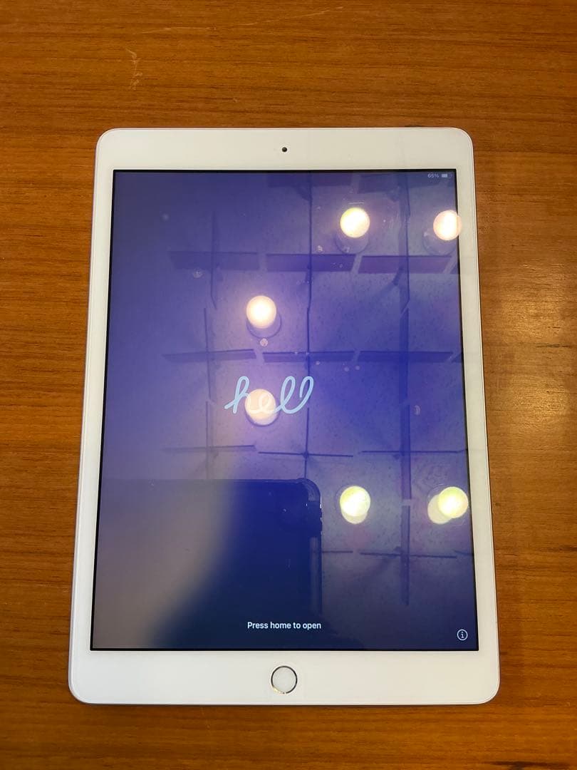 iPad 本体 第8世代32GB WiFiモデル