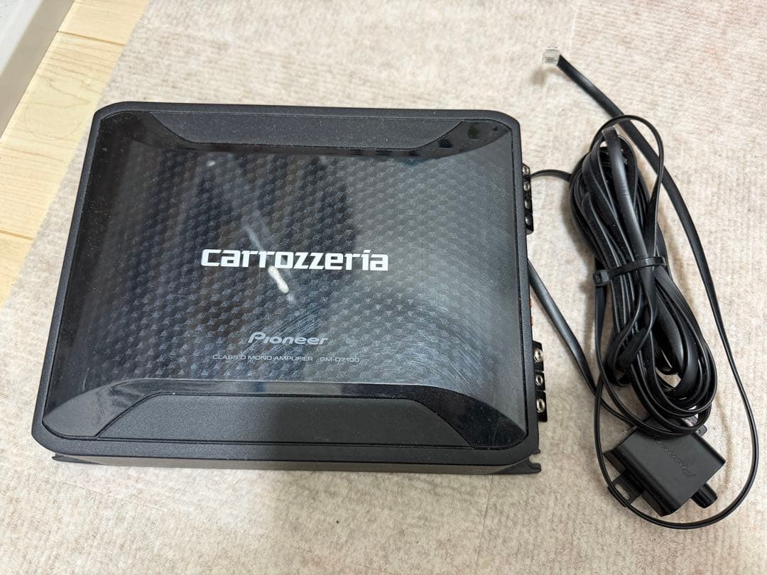カロッツェリア アンプ GM-D7100