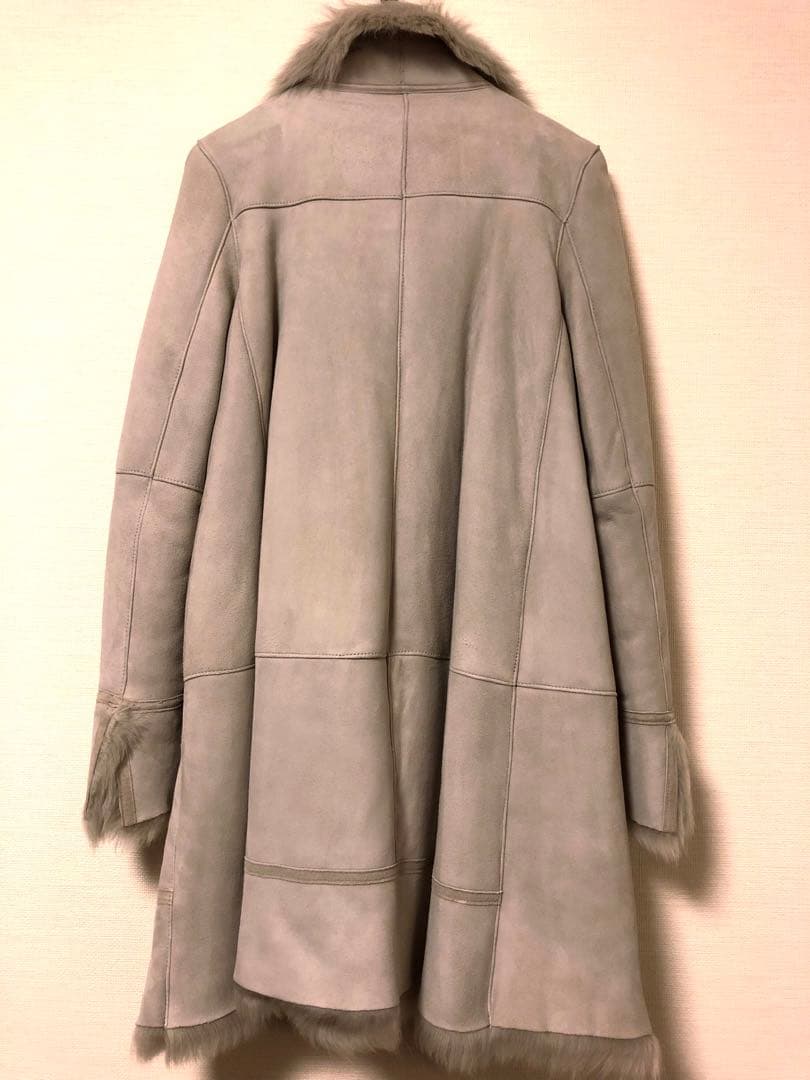 ゆっち　クリーニング済　羊毛　100% リアルファー　ムートンコート