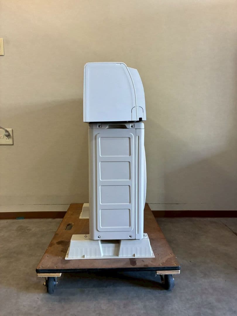 2091 東芝【RAS-2214TM (W)】2024年製 6畳 エアコン 中古