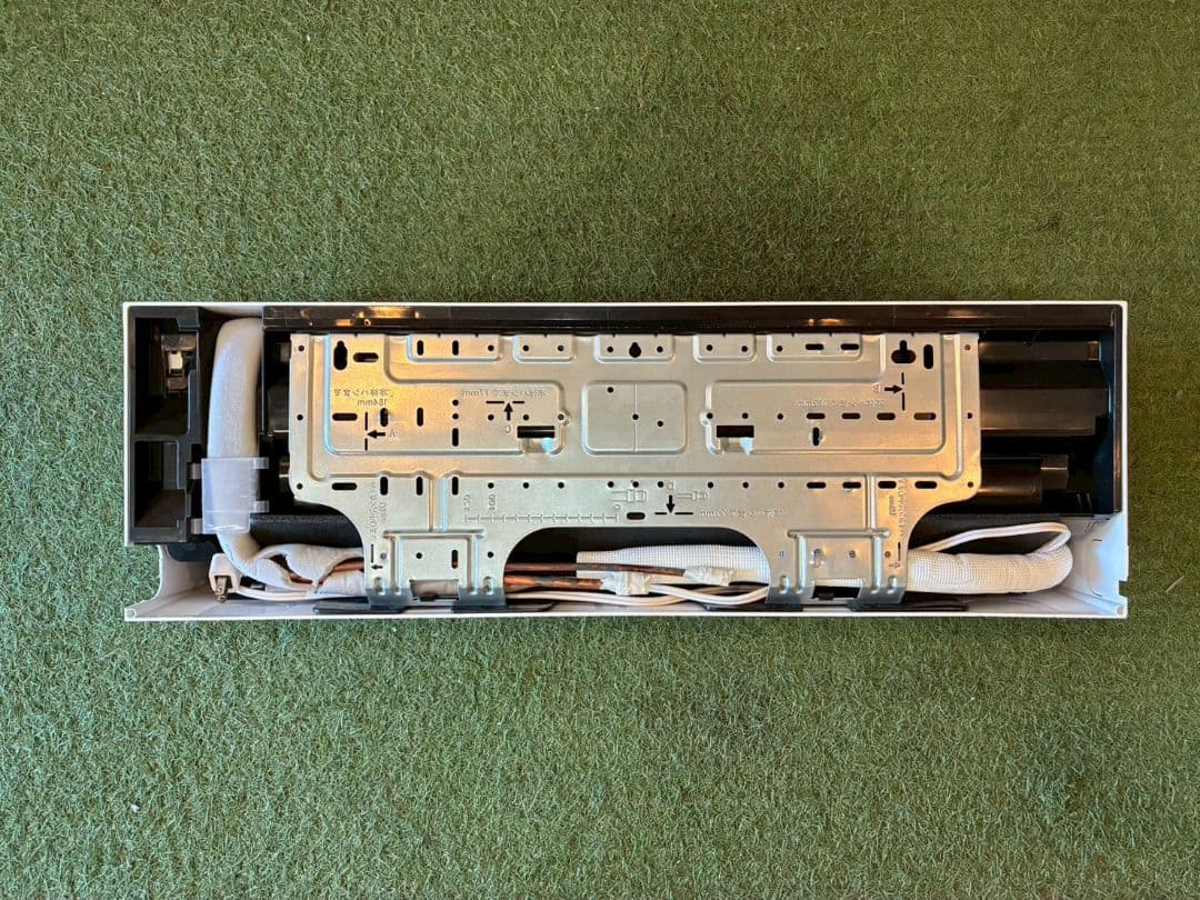 2091 東芝【RAS-2214TM (W)】2024年製 6畳 エアコン 中古