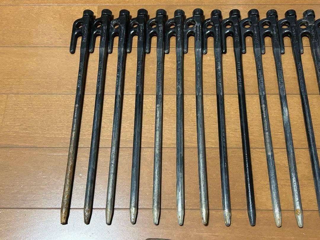 スノーピーク ソリッドステーク30×20本＋ペグハンマーセット