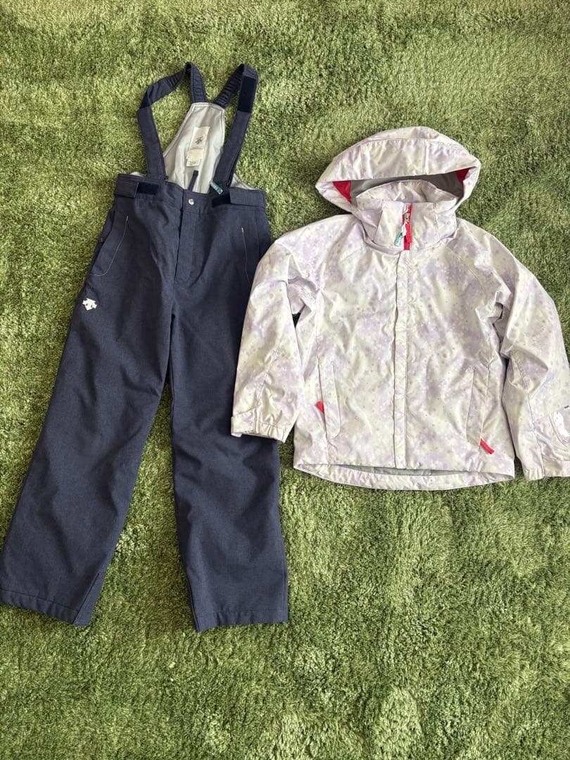 デサント　スキーウェア　上下セット 140サイズ