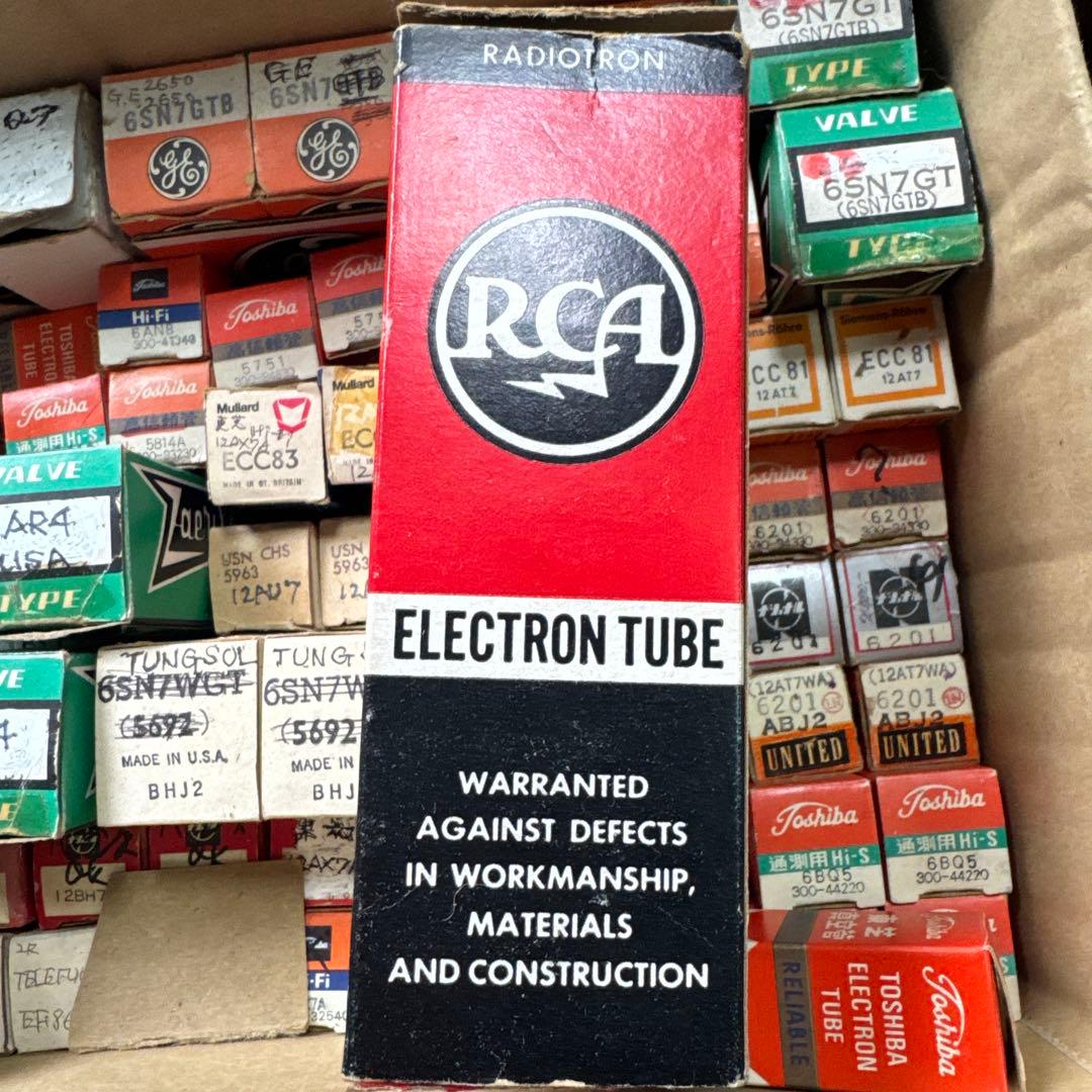 Toshiba RCA 真空管セット 5751 などいろいろ 父の遺品整理です。