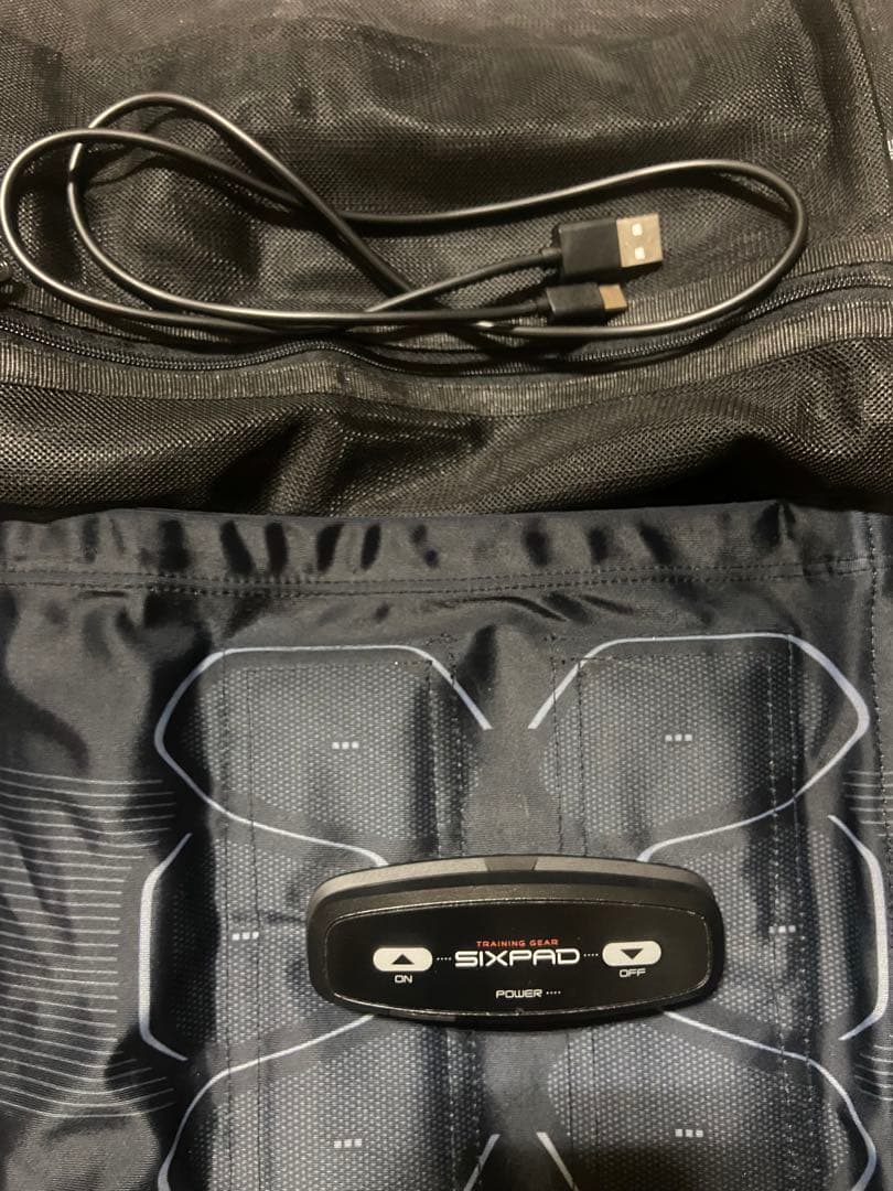 超美品シックスパッドパワースーツライトアブズ☆Mサイズ正規品