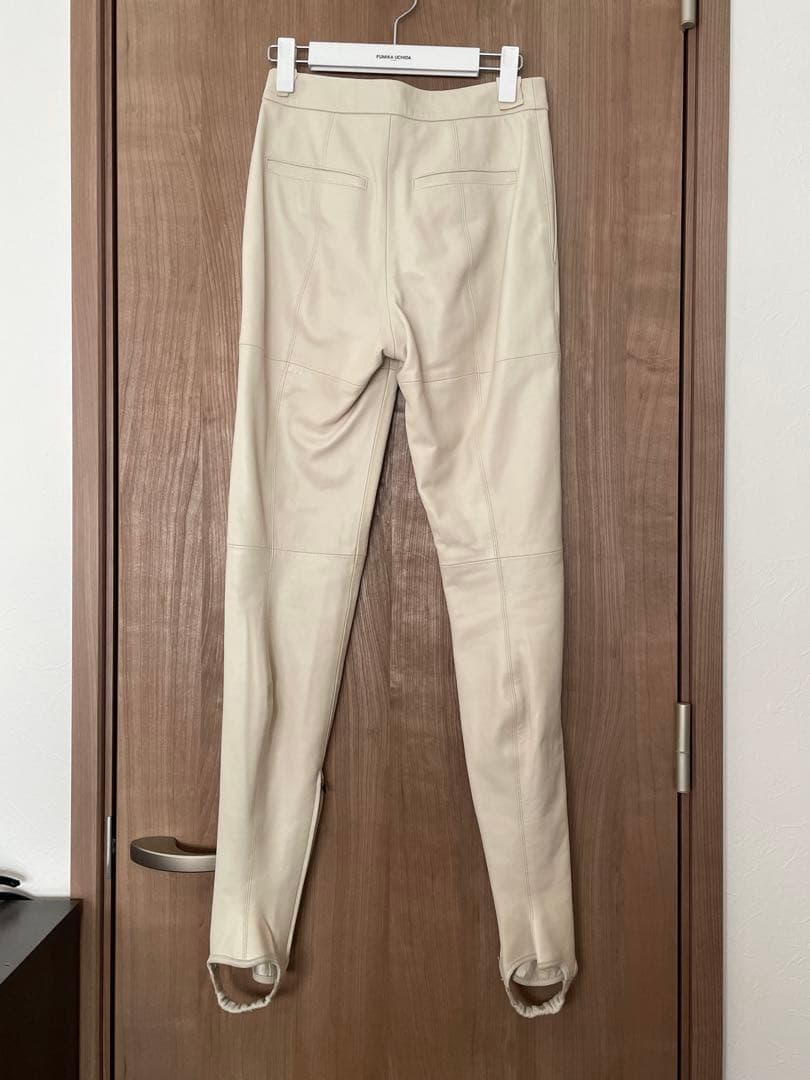 【最終お値下げ】 FUMIKA UCHIDA レザーパンツ　サイズ36