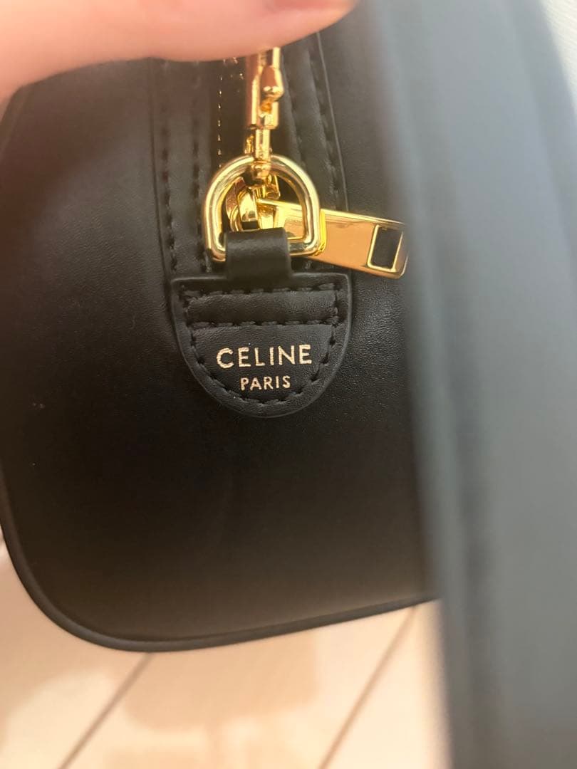 CELINE ブラックレザー ハンドバッグ