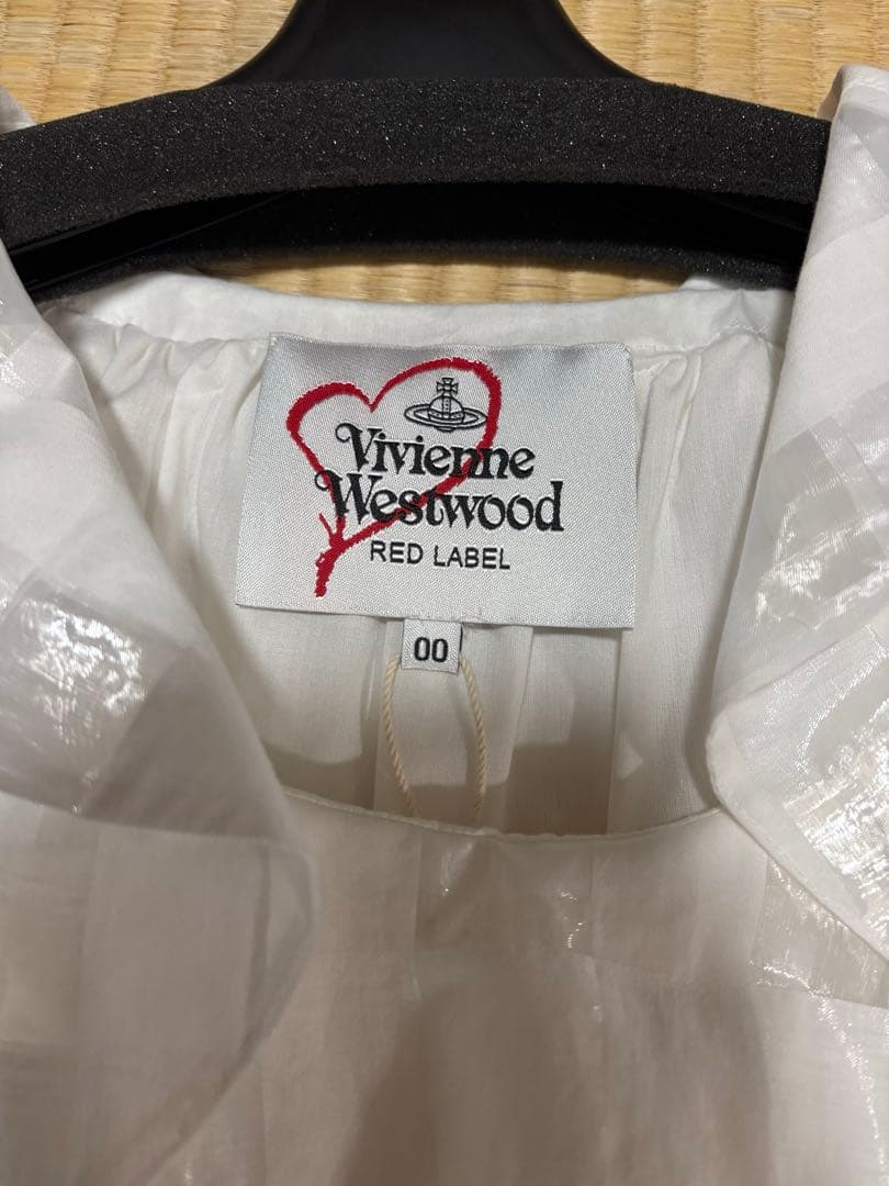 新品未使用タグ付き　ヴィヴィアン ウエストウッド ワンピース　ホワイト