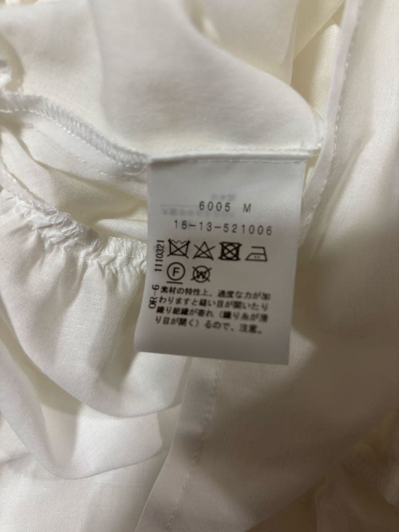 新品未使用タグ付き　ヴィヴィアン ウエストウッド ワンピース　ホワイト