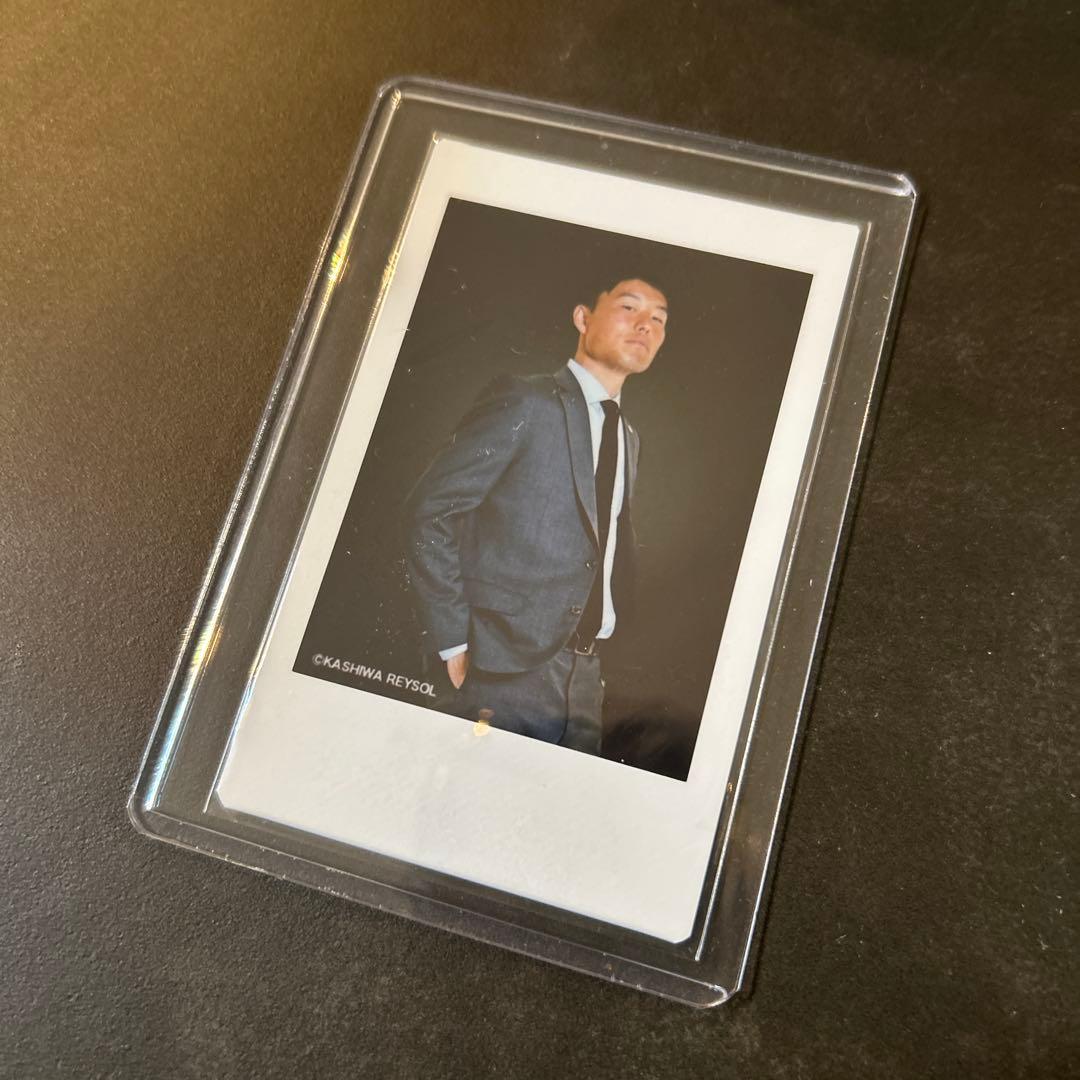 【じみーʕ•ᴥ•ʔさん専用】柏レイソル スーツラッフルくじ　チェキ　垣田裕暉