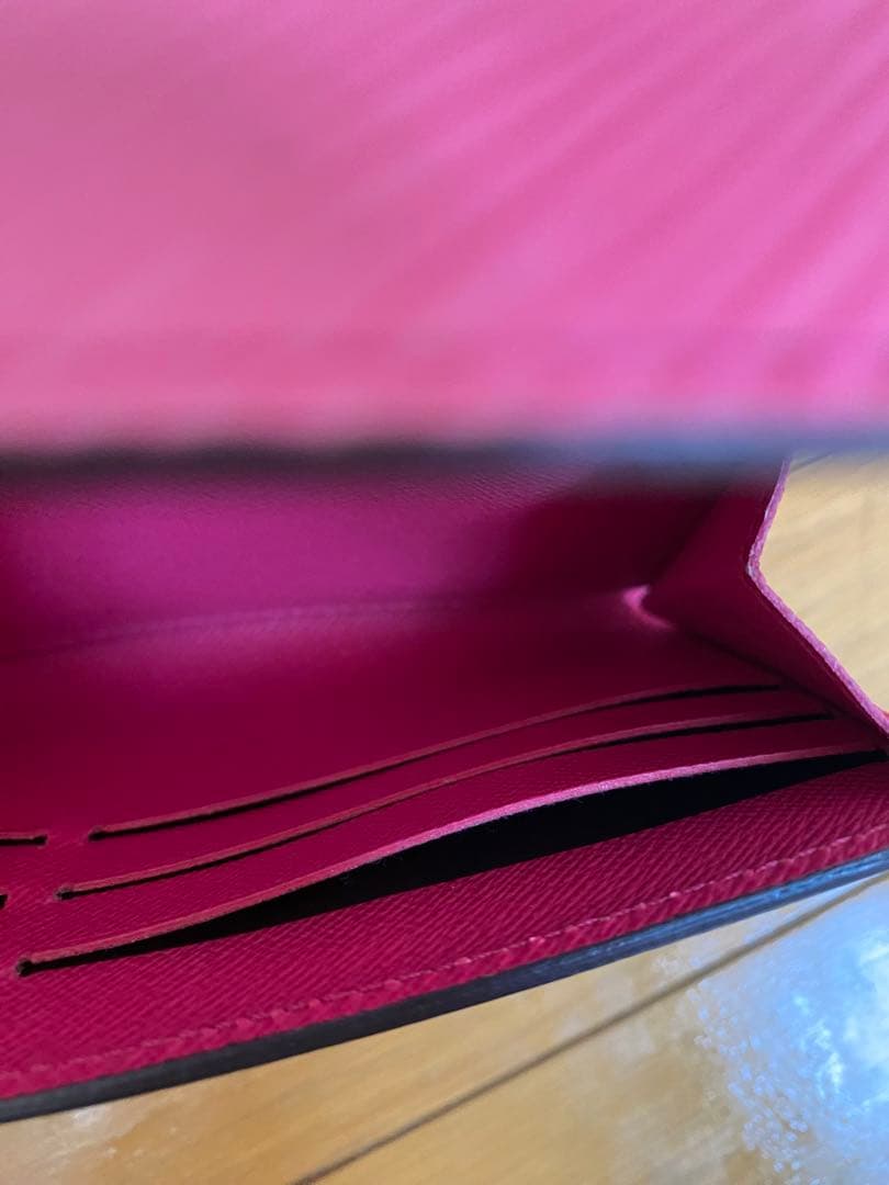 ノ*エ様 ルイヴィトン エピポルトフォイユ・ツイスト M62362 ホットピンク