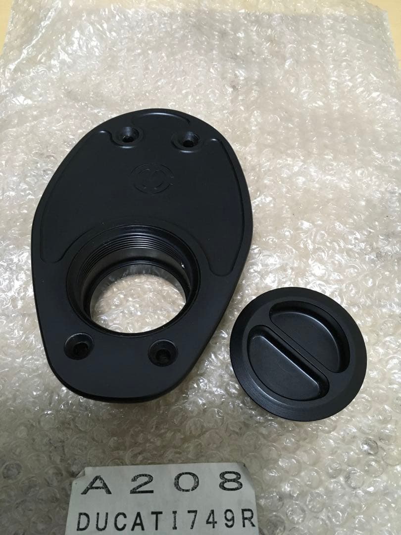 モトコルセ 燃料キャップ DUCATI 999 749