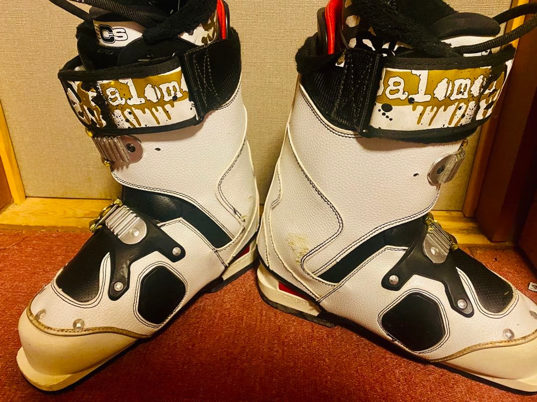 幻のブーツ　革張り　Salomon SPK100