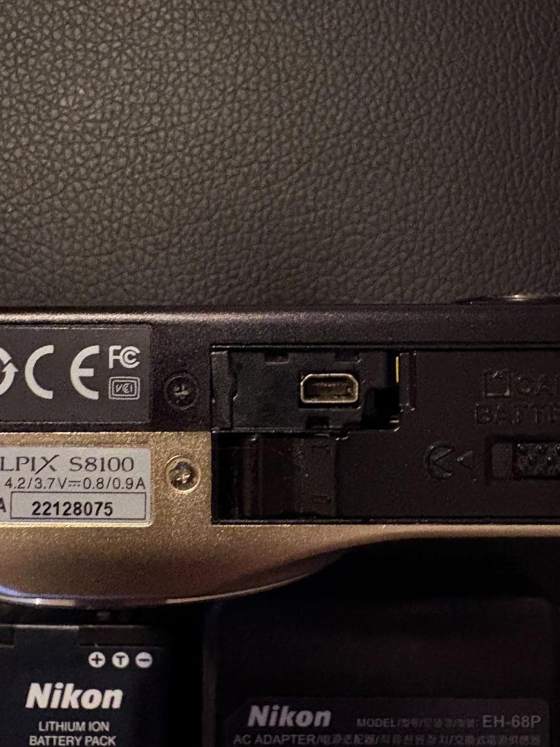 NIKON COOLPIX S8100 デジタルカメラ