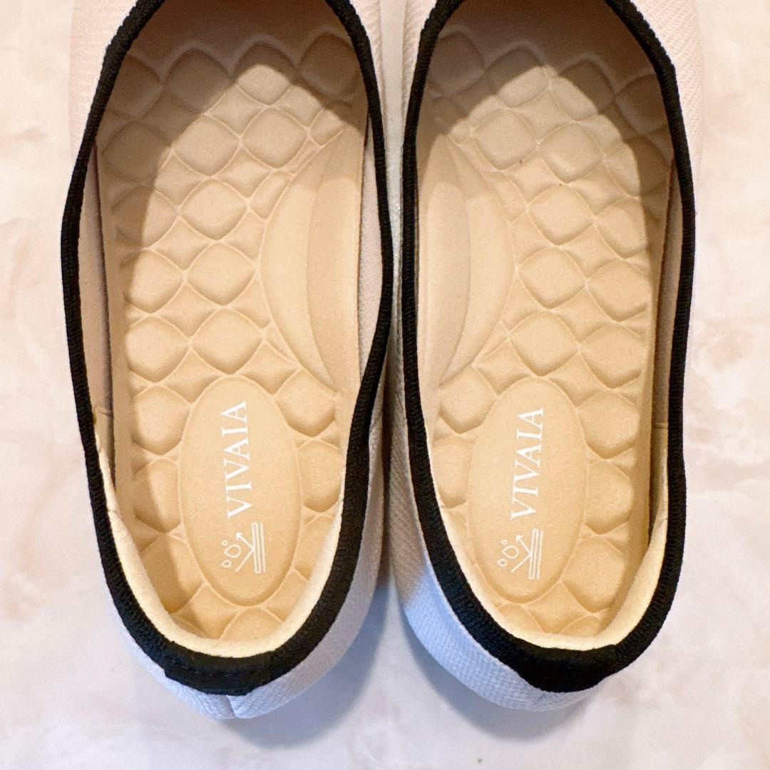 VIVAIA スクエアトゥ超軽量 フラットシューズ
