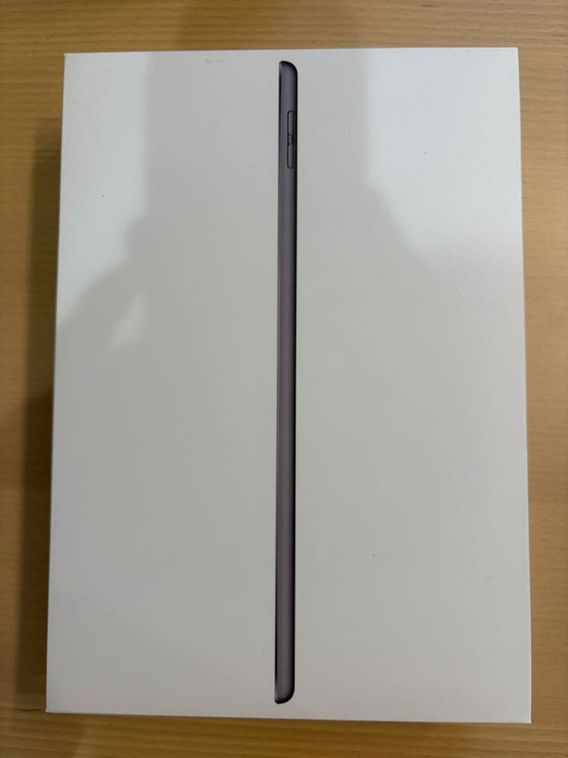 iPad本体 iPad (8th Generation) Wi-Fi + Cellular