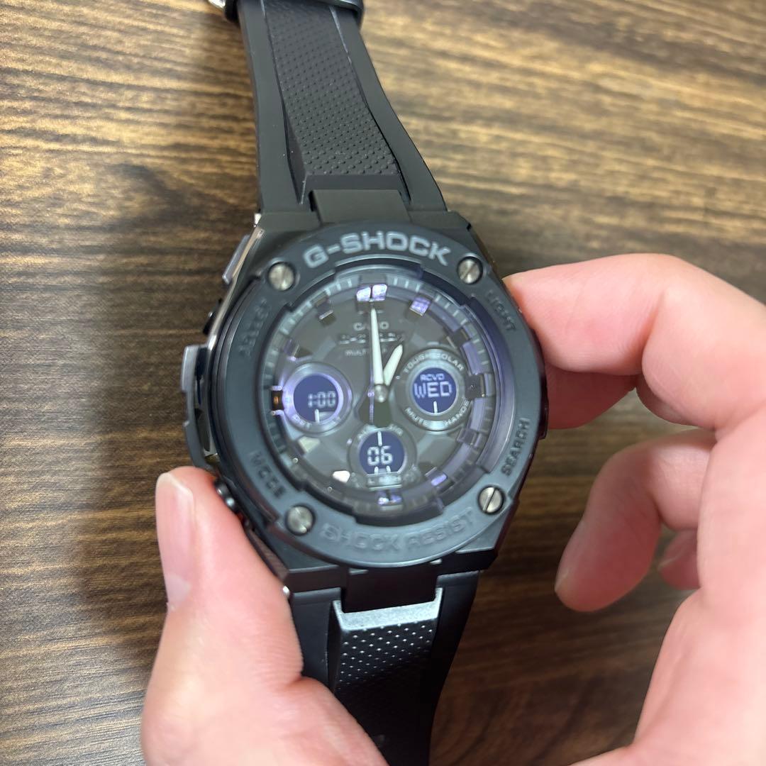 時計 CASIO G-SHOCK GST-W300G-1A1JF