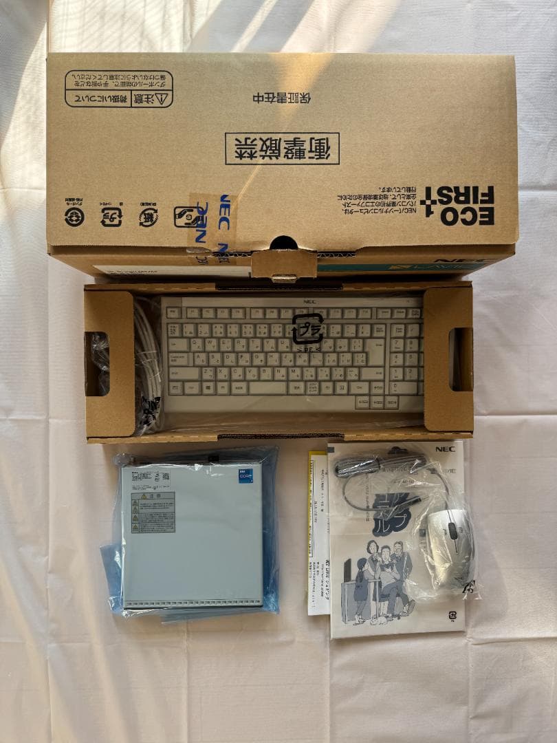 【美品】NEC LAVIE Direct DT Slim Core i7