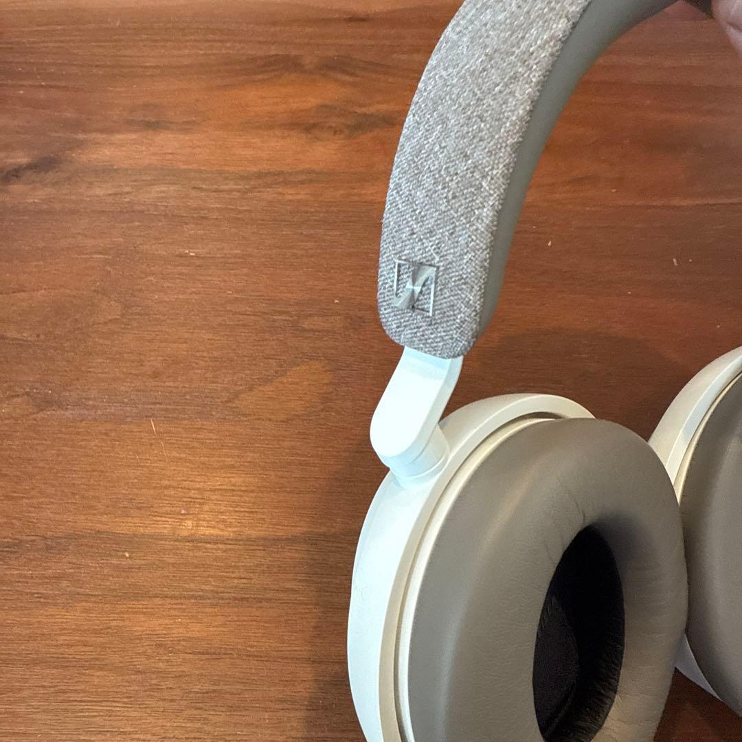 Sennheiser Momentum 4 Wireless ゼンハイザー