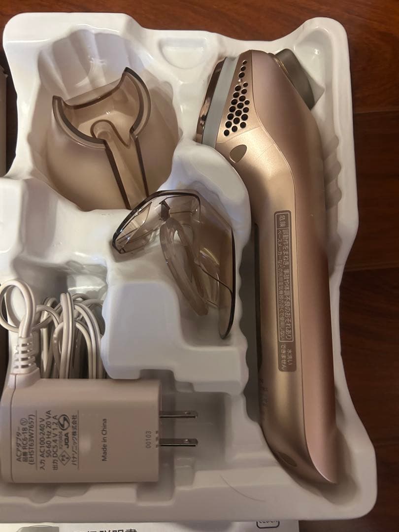 Panasonic Ion Effector 美顔器 ゴールド