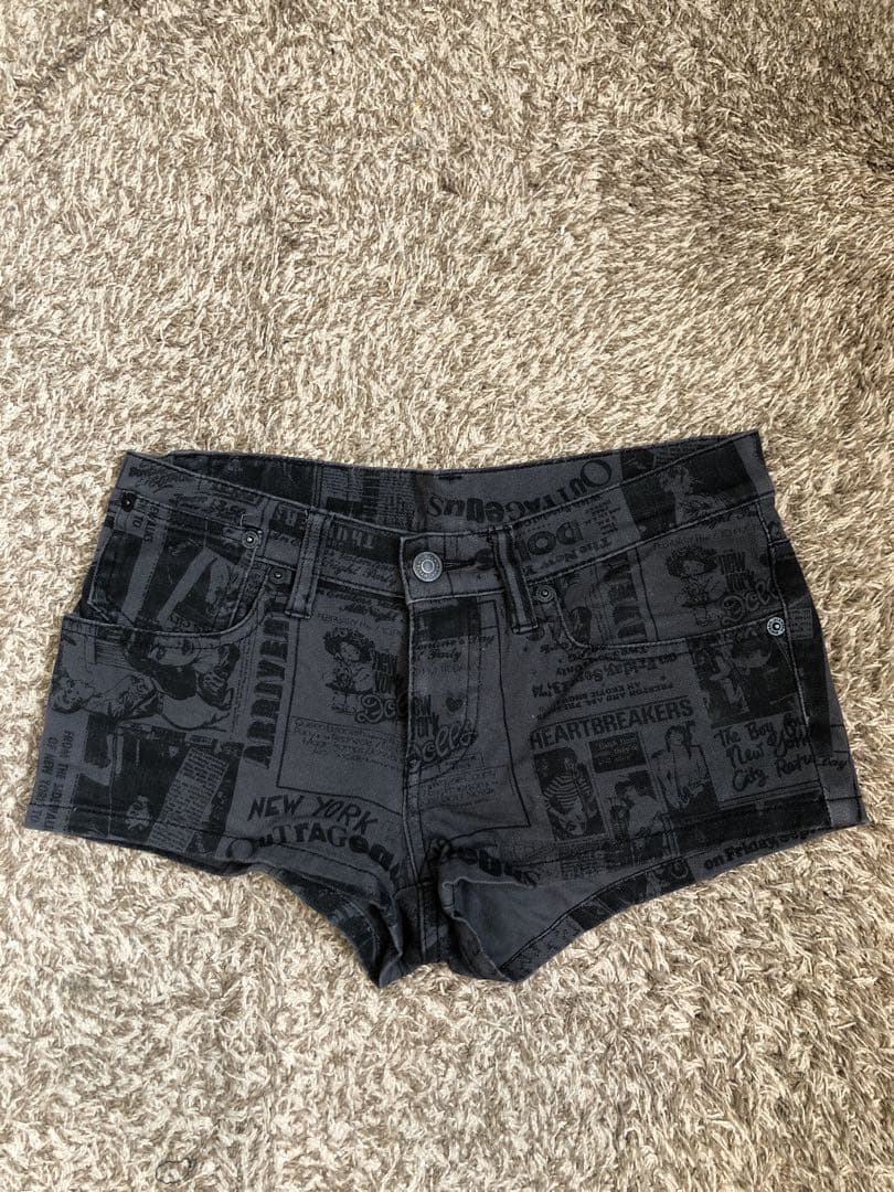 hysteric gramor ヒステリックグラマー　ショートパンツ　総柄