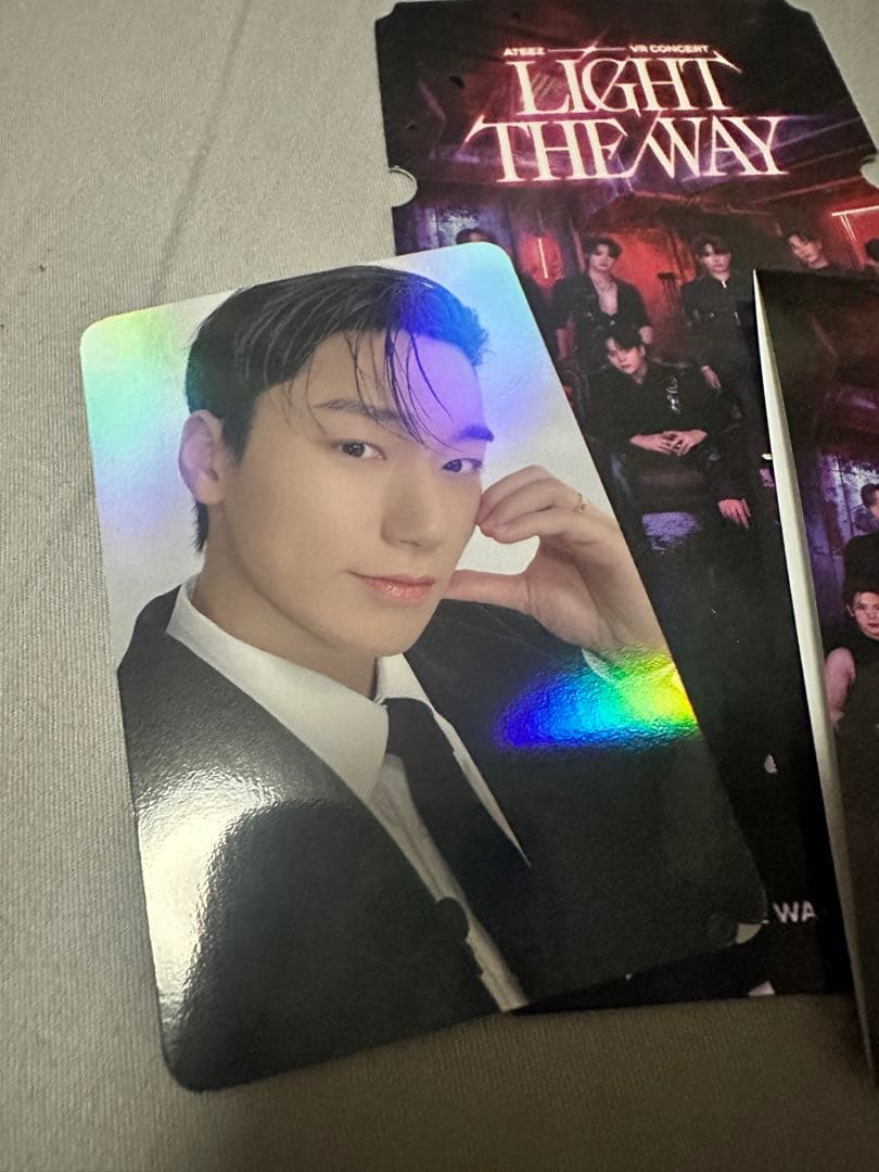 ATEEZ 映画 VR 入場特典 サン ホログラム トレカ