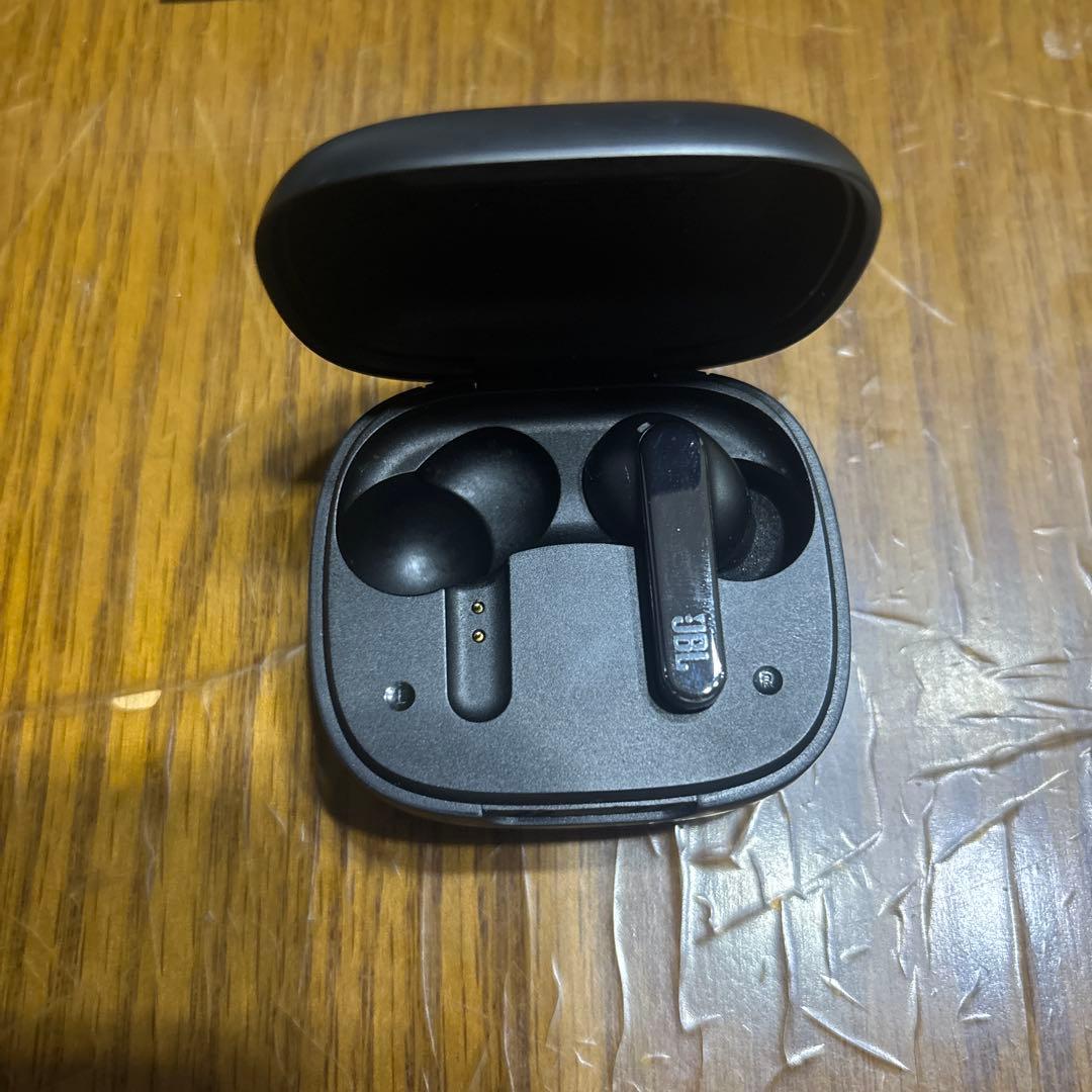 JBL ワイヤレスイヤホン ブラック⚠️右耳のみ