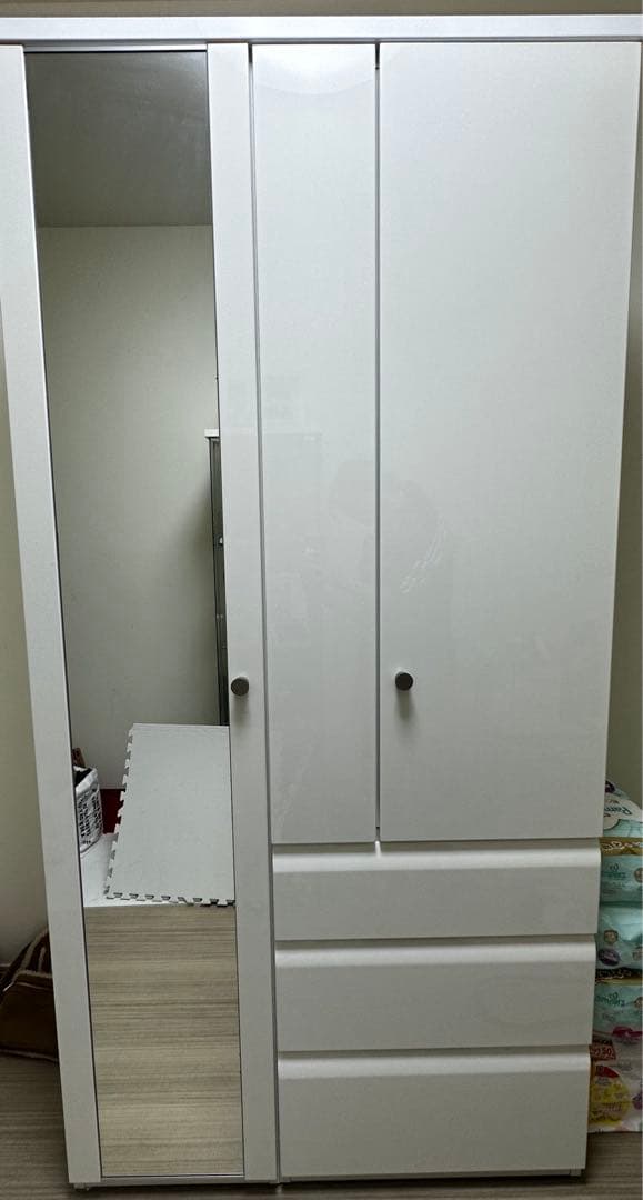 ニトリ 衣装ダンス 洋服タンス　鏡付き