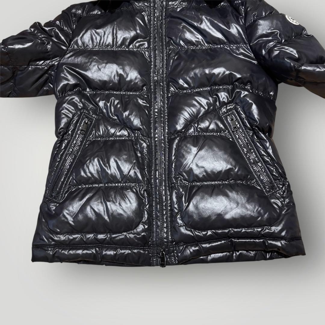 BURBERRY BLACK LABEL シャイニーブラック　ダウンジャケット