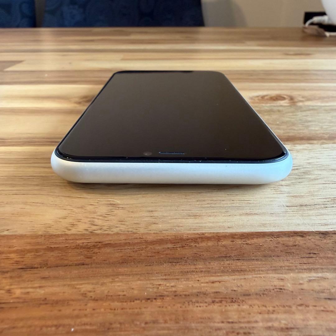 iphone11（ホワイト128GB） ※simフリー・箱あり