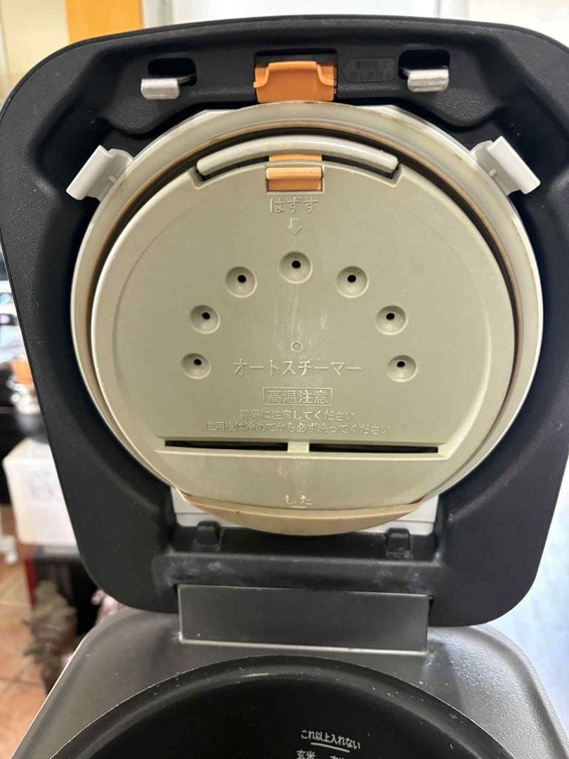 炊飯器　HITACHI RZ-W100DM