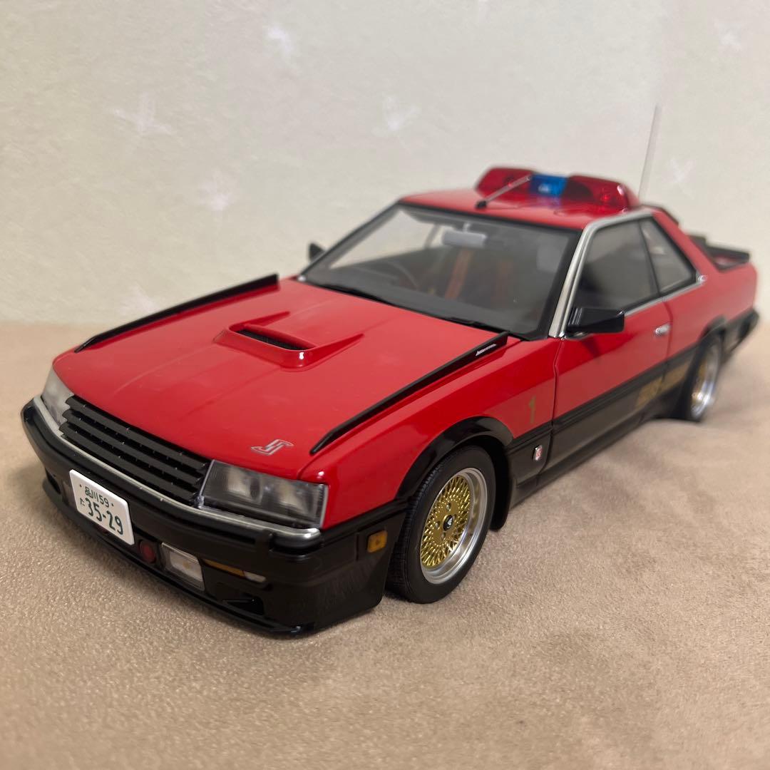 1/18 西部警察 スカイラインRS-1 オートアート 赤