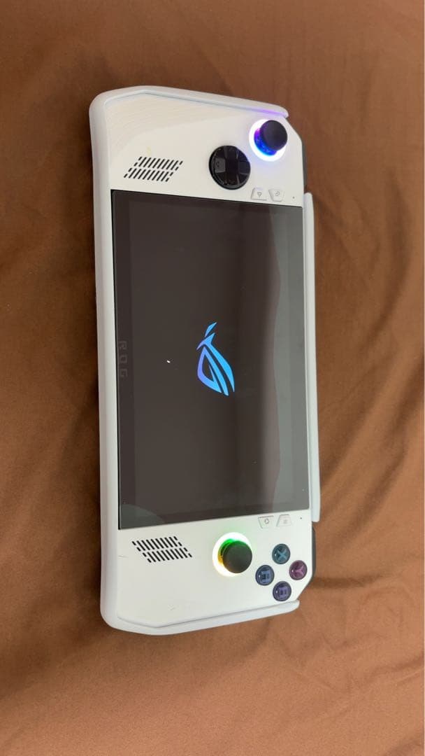 ROG Ally ホワイト ケース・プロテクター付き