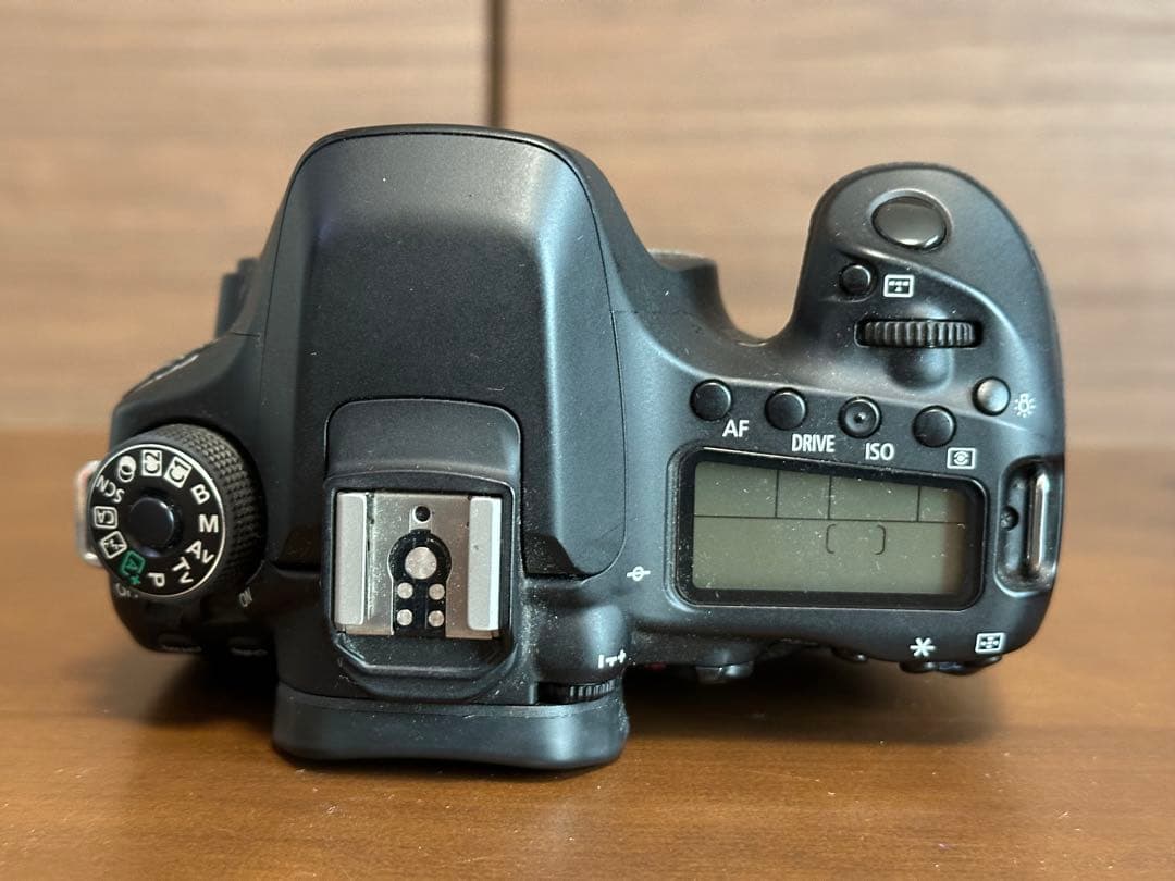 Canon EOS 80D ボディ