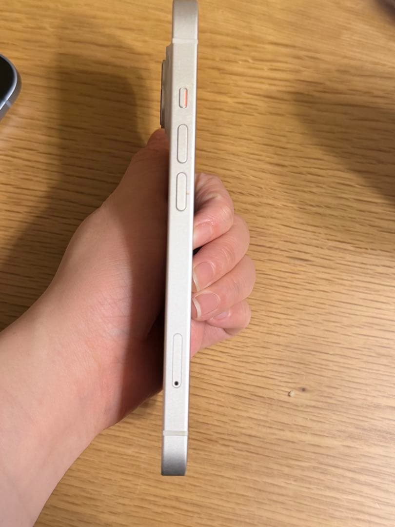 Apple iPhone14 ホワイト 本体SIMフリー128gb