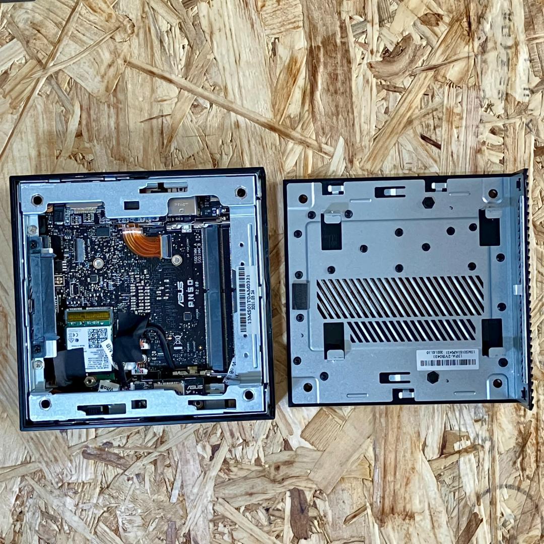 【中古】ASUS / ミニPC / ベアボーン / PN50-BBR026MD