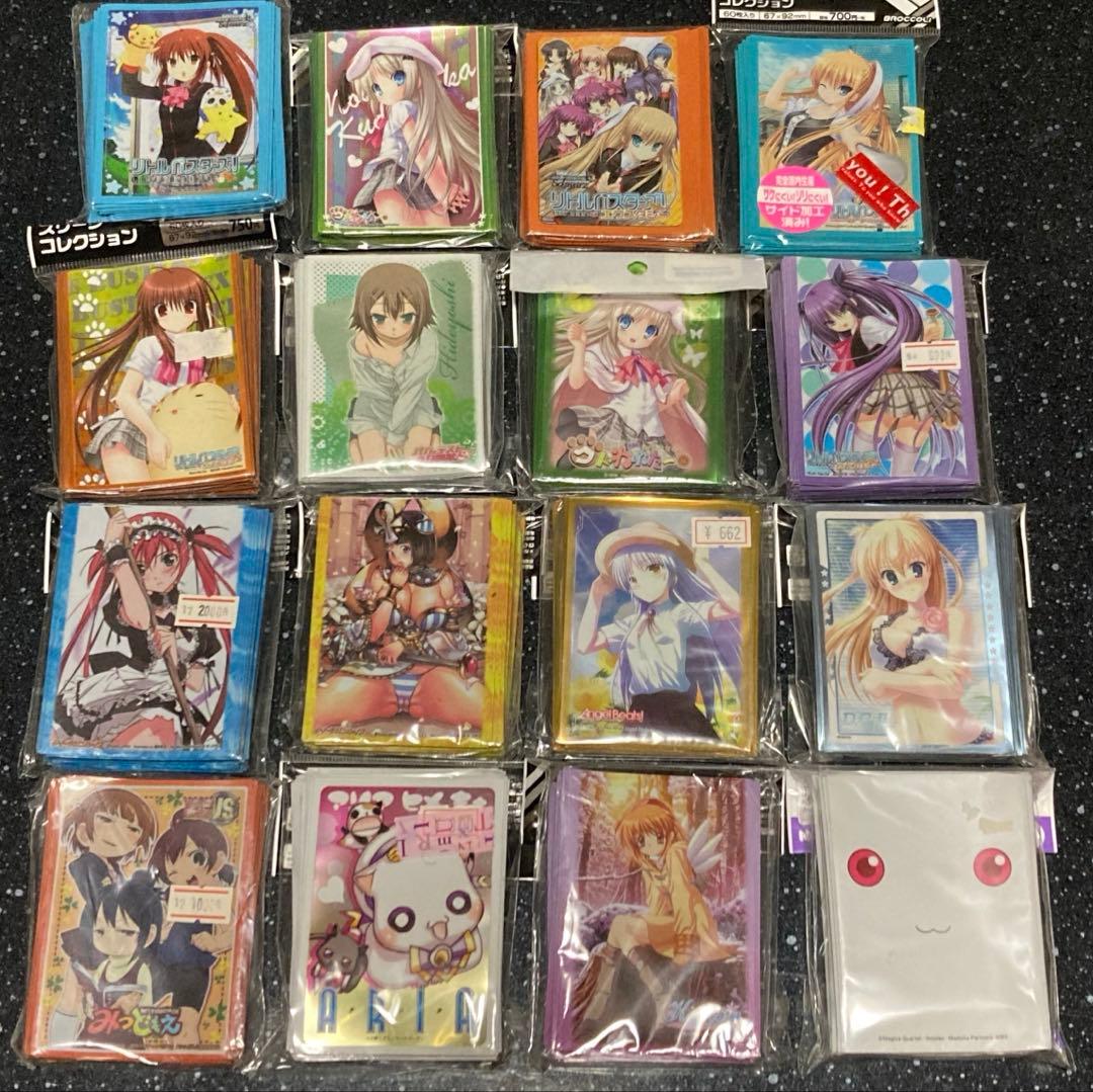 キャラクタースリーブ　16点