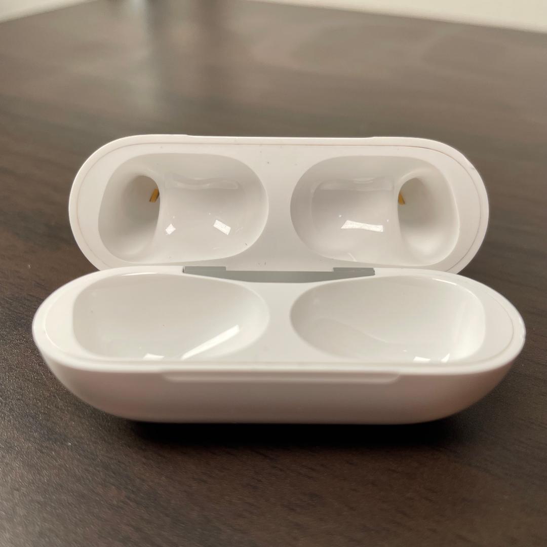 ①AirPods Pro 第2世代 A3048 USB-Cタイプ
