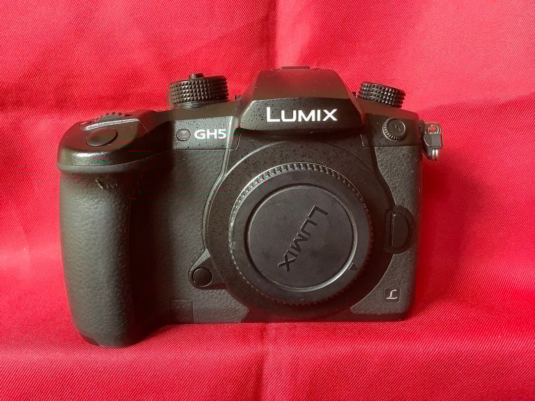 LUMIX GH5 デジタル一眼レフカメラ 本体