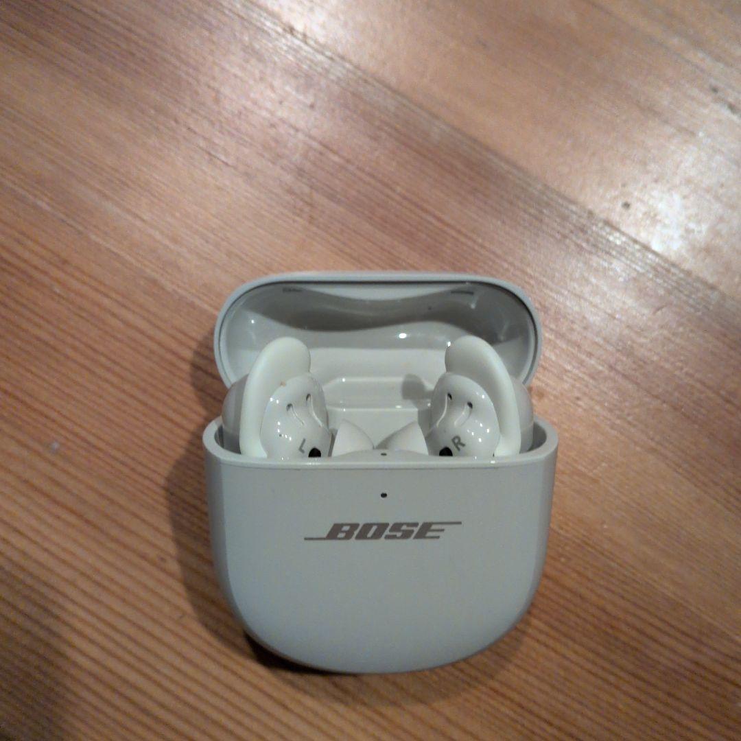 BOSE QuietComfort Ultra ワイヤレスイヤホン (ジャンク)