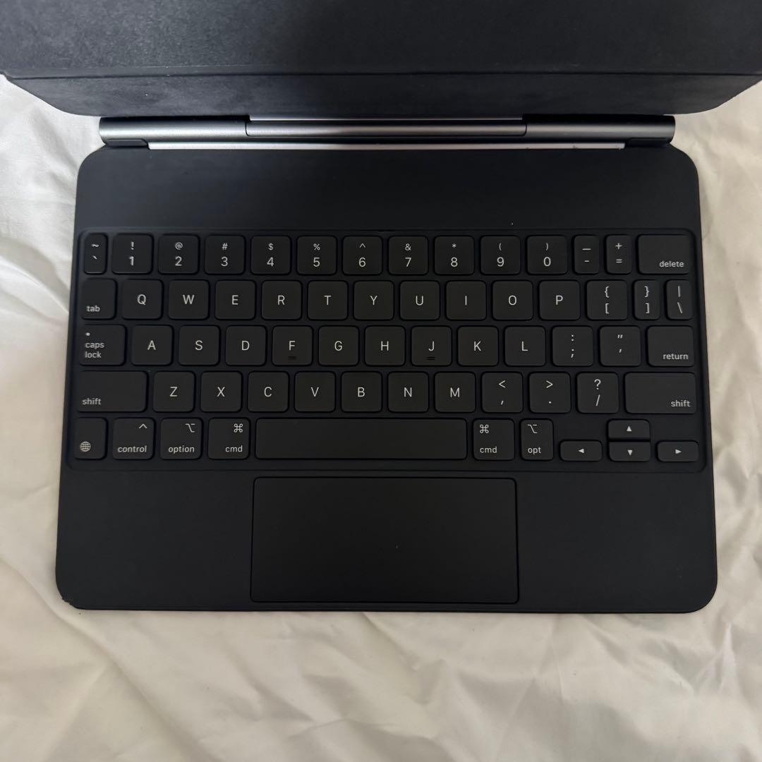 Apple iPad Air 5世代 + Magic Keyboardセット