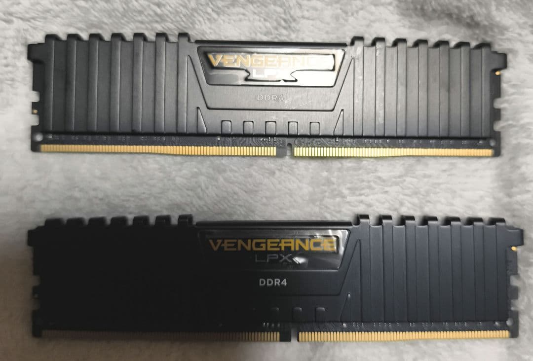 W*D様 Vengeance LPX DDR4 16x2 32gb メモリー ブ