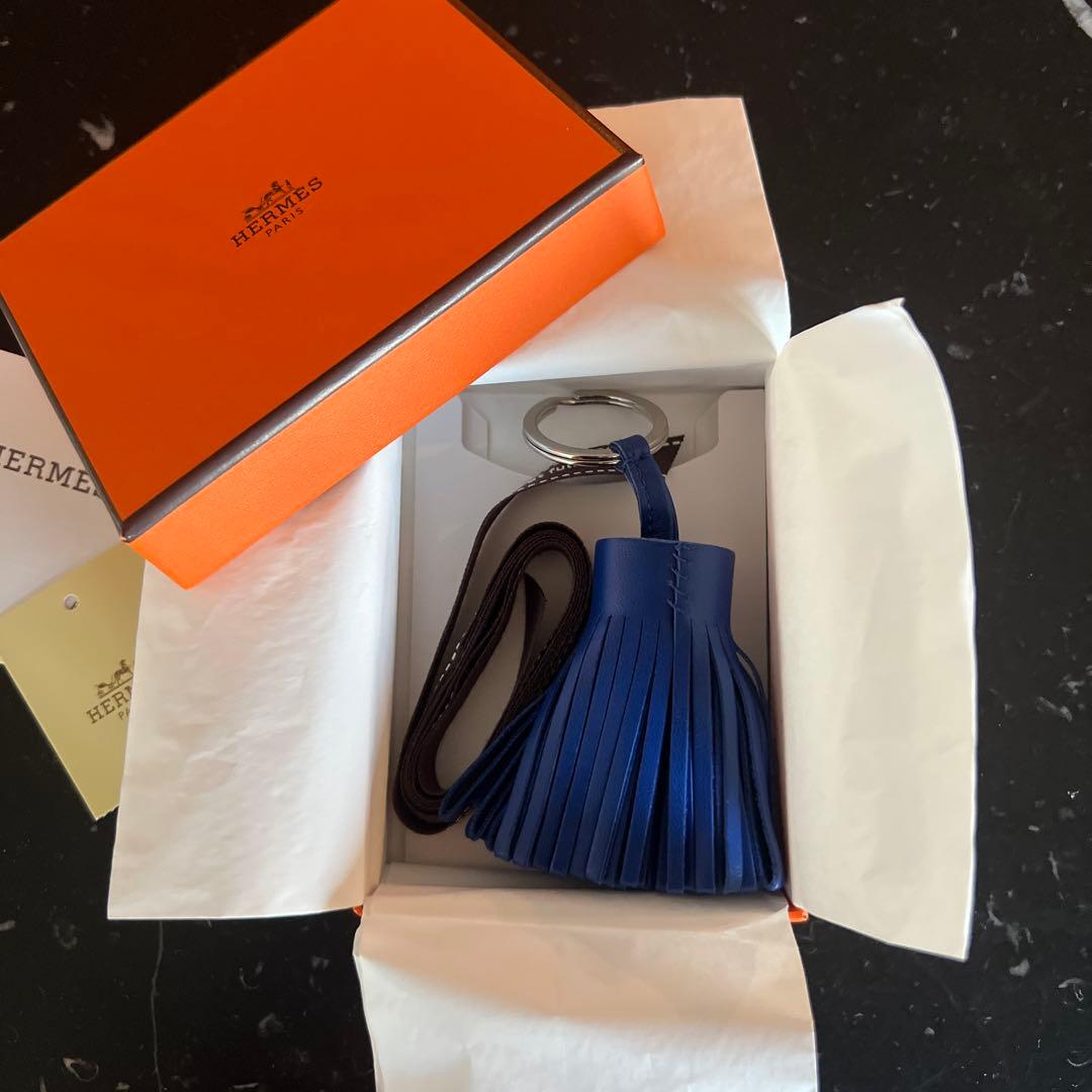 新品⭐︎未使用　エルメス　HERMES キーホルダー(チャーム) カルメン