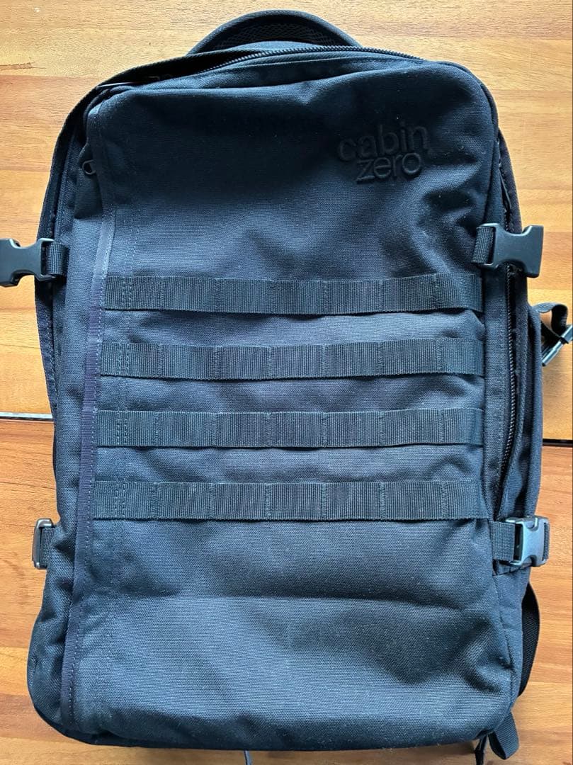 【美品 1回使用 】Cabin Zeroミリタリーバックパック 36L ブラック