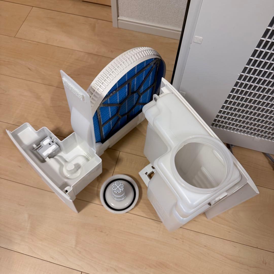 極美品 シャープ 加湿空気清浄機 KI-SX70-W プラズマクラスターNEXT