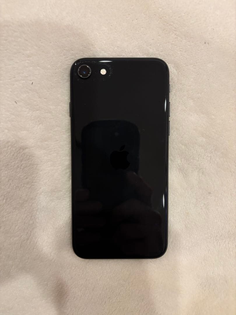 Apple iPhone SE 第2世代　64GB ジャンク品